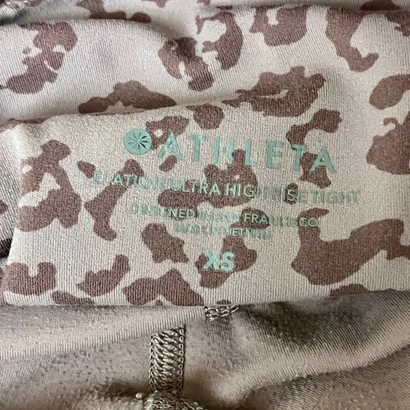 Athleta ELATION ULTRA HIGH RISE 7/8 LEGGING Leopard Print Sporty Athleisure XS - Picture 7 of 11